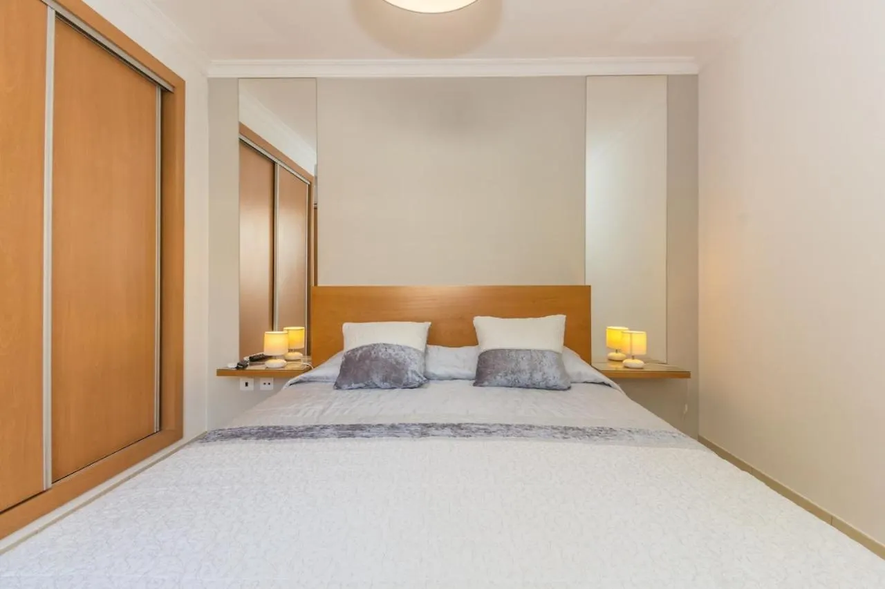 Apartment Apt - Rocha 5T3 By Algarvemanta Manta Rota
